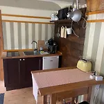 Zirkuswagen Am Labes *