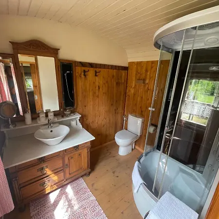 Apartment Zirkuswagen Am Labes Neuglobsow