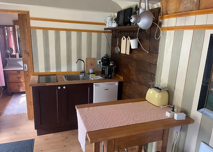 Zirkuswagen Am Labes *